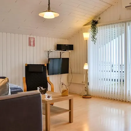 Stunning In W/ 2 Bedrooms Skibby